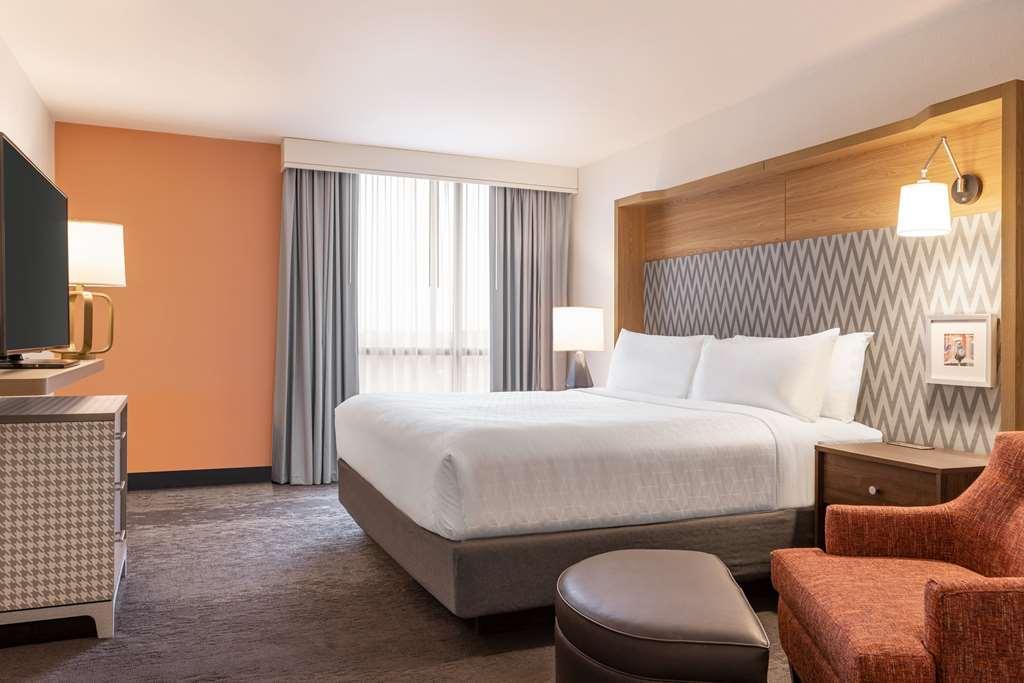 Doubletree By Hilton Fort Worth South Room photo