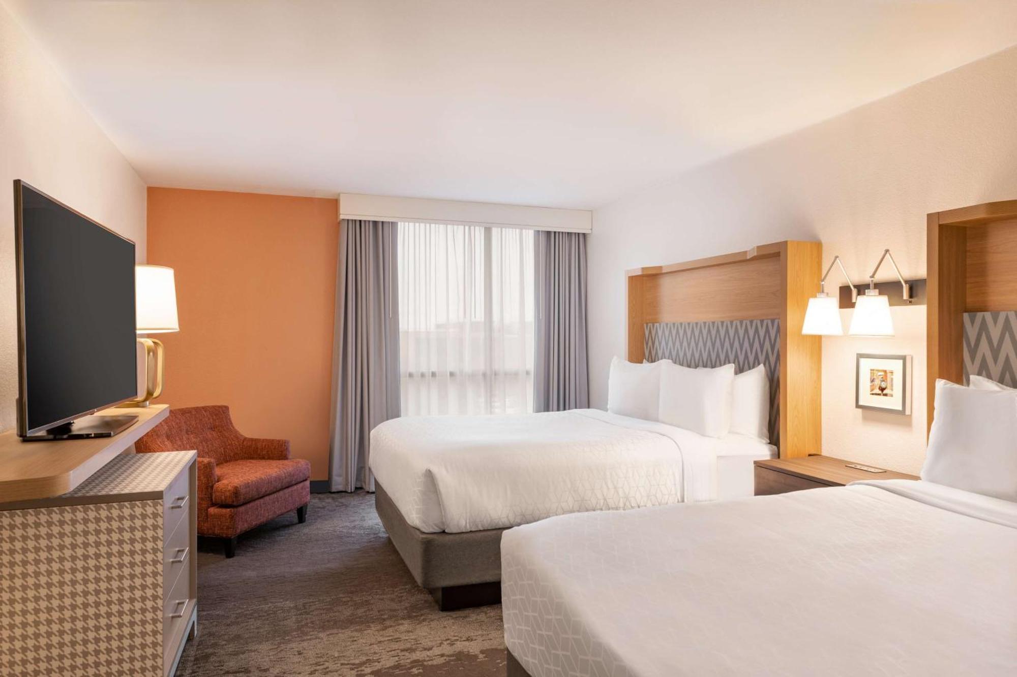 Doubletree By Hilton Fort Worth South Exterior photo