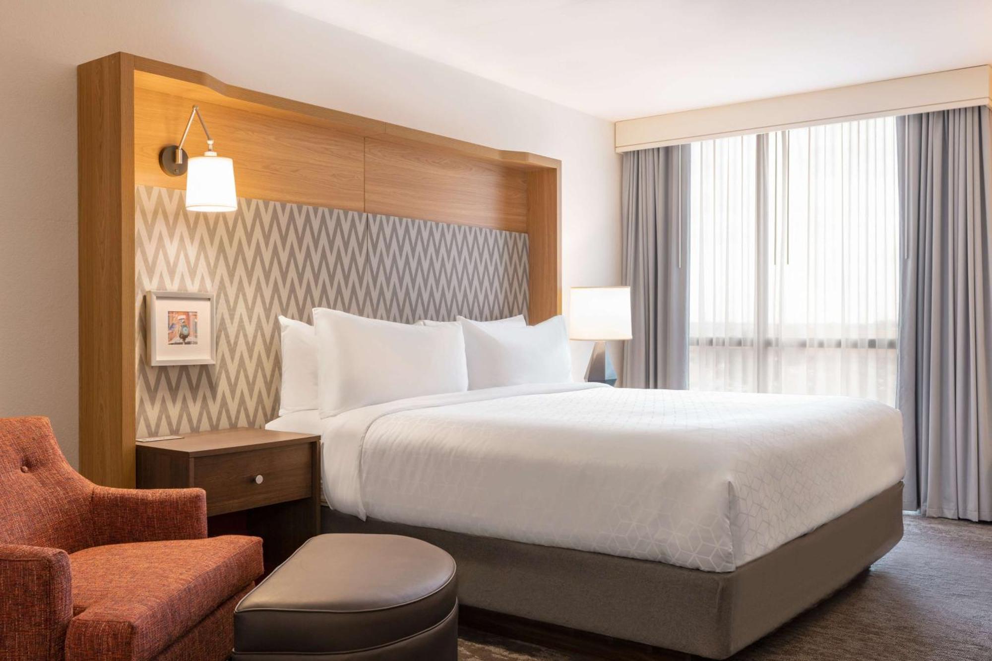 Doubletree By Hilton Fort Worth South Exterior photo