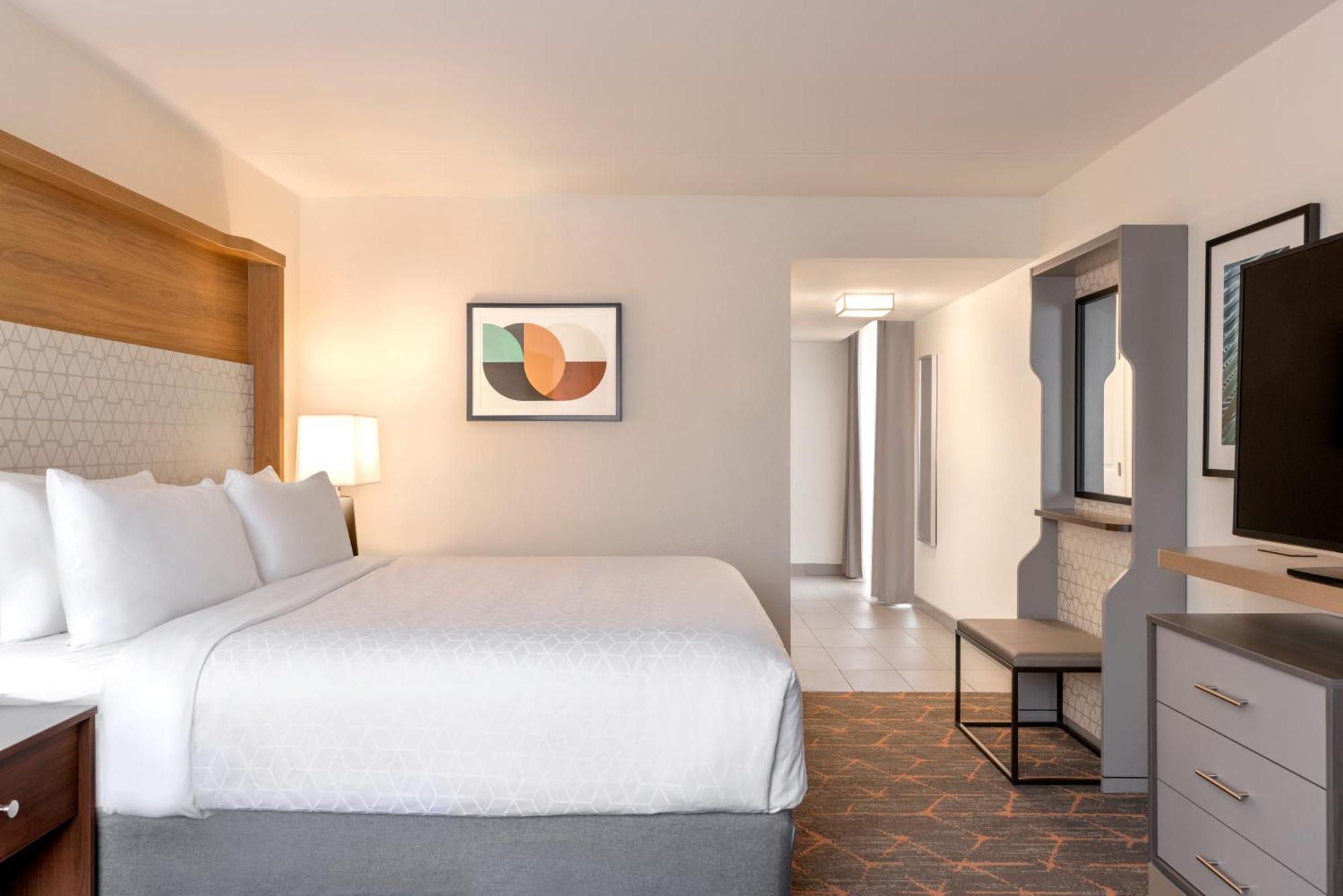 Doubletree By Hilton Fort Worth South Exterior photo