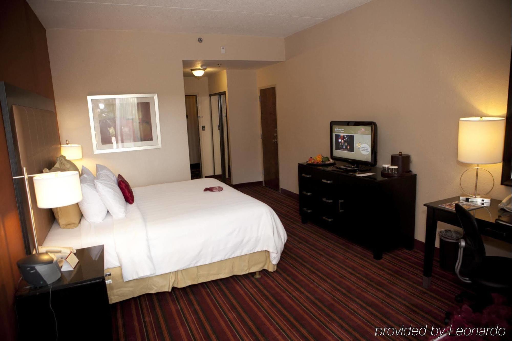 Doubletree By Hilton Fort Worth South Room photo